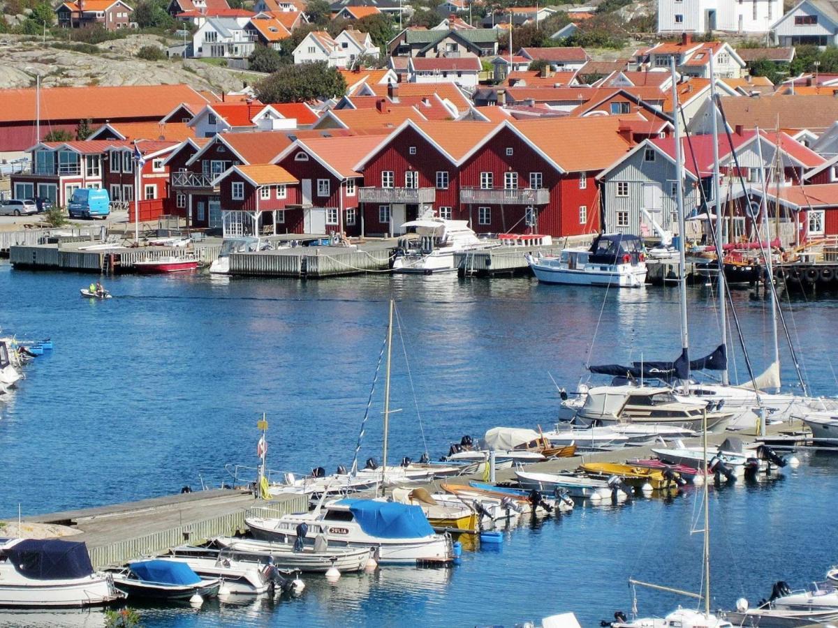 4 Person Holiday Home In Sk Rhamn คาร์แฮมน์ ห้อง รูปภาพ