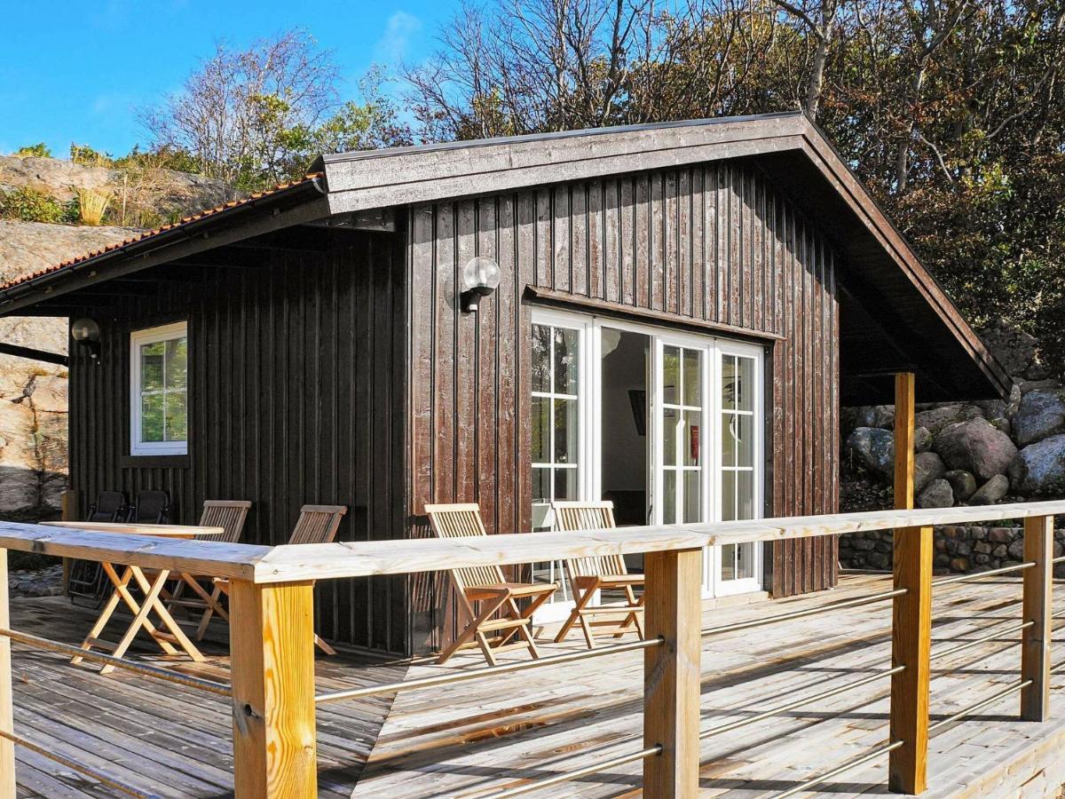 4 Person Holiday Home In Sk Rhamn คาร์แฮมน์ ภายนอก รูปภาพ