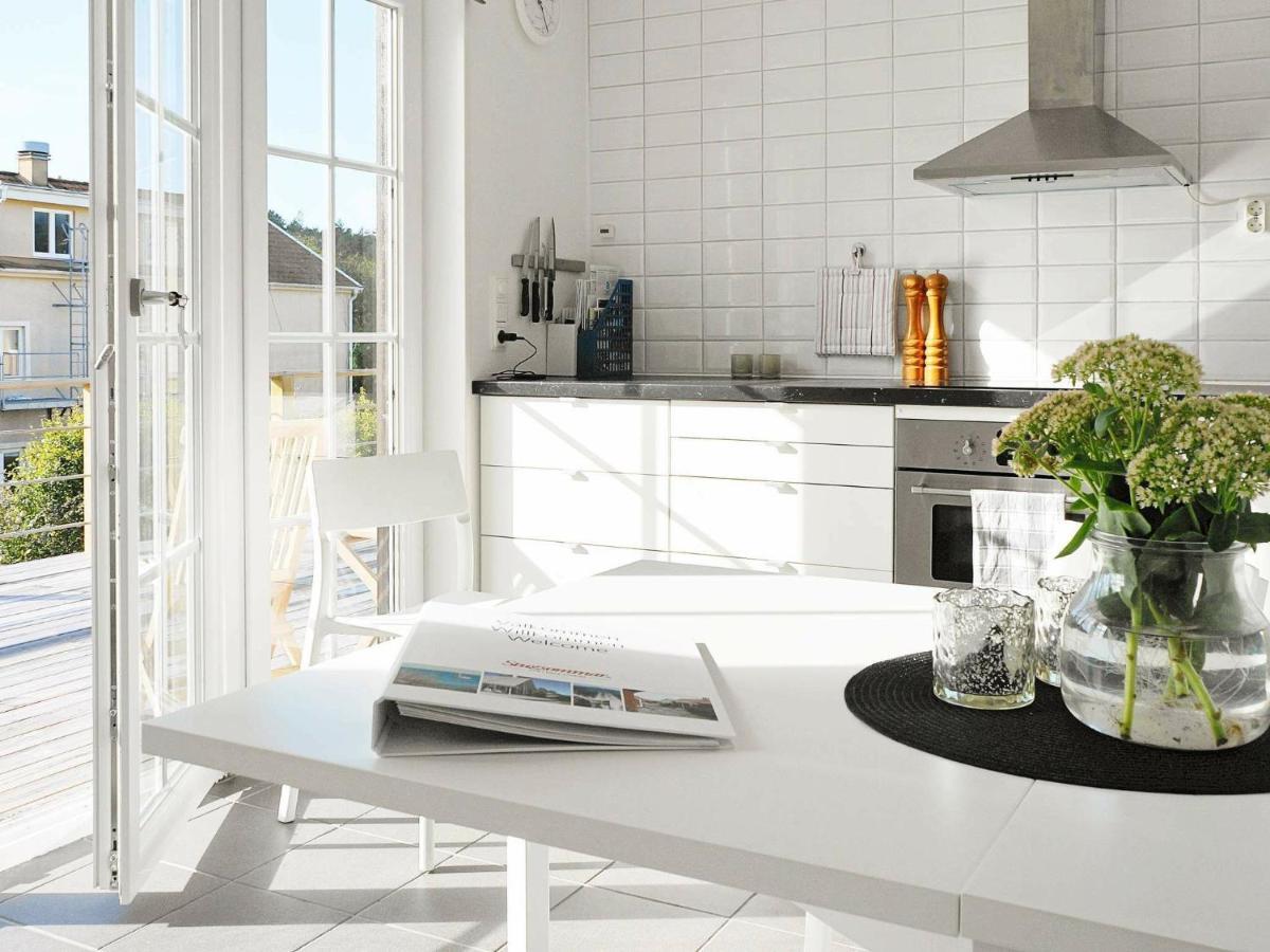 4 Person Holiday Home In Sk Rhamn คาร์แฮมน์ ภายนอก รูปภาพ