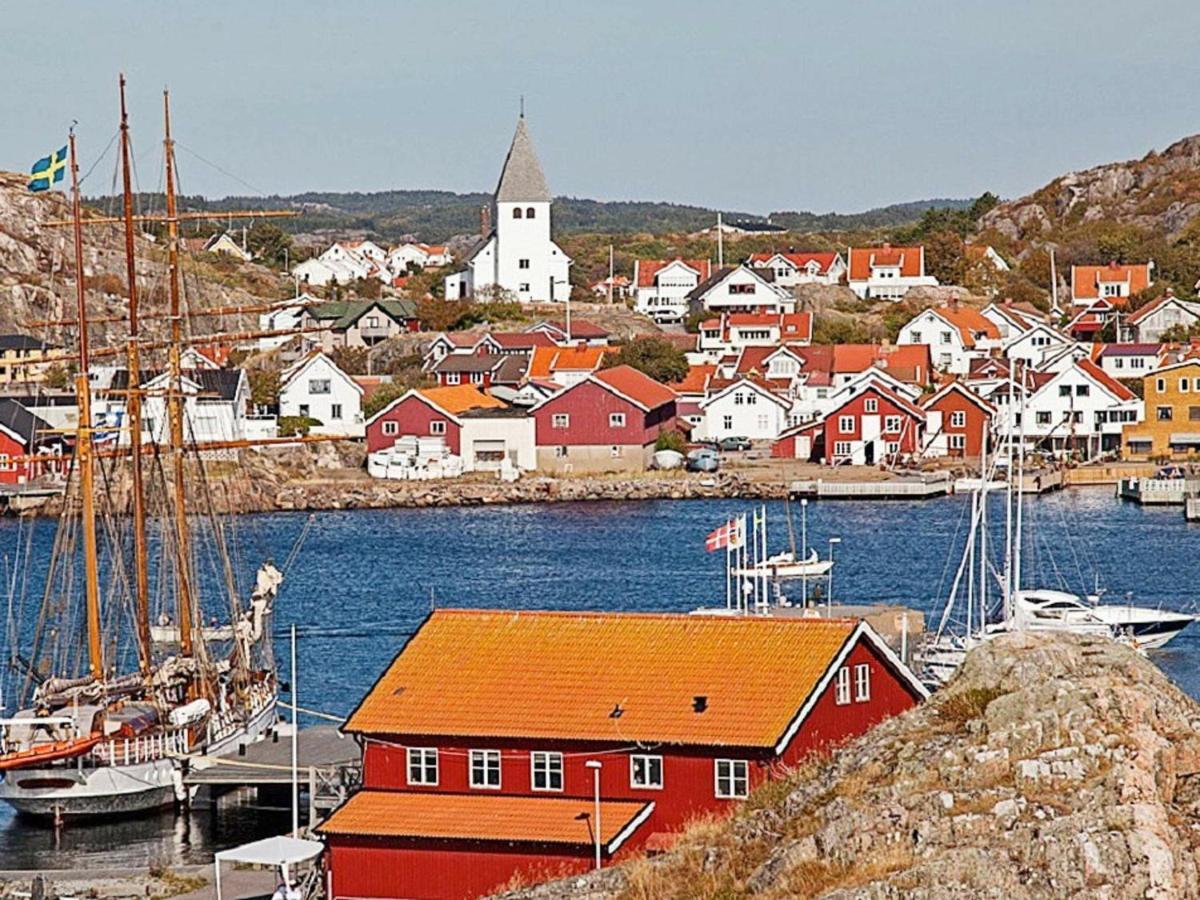 4 Person Holiday Home In Sk Rhamn คาร์แฮมน์ ภายนอก รูปภาพ